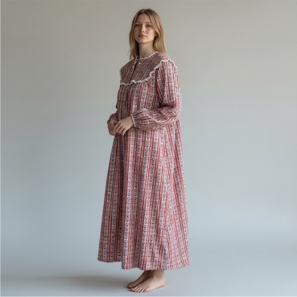 Lanz of Salzburg Red White Blue Floral Heart Striped Women's House Lounge Dress